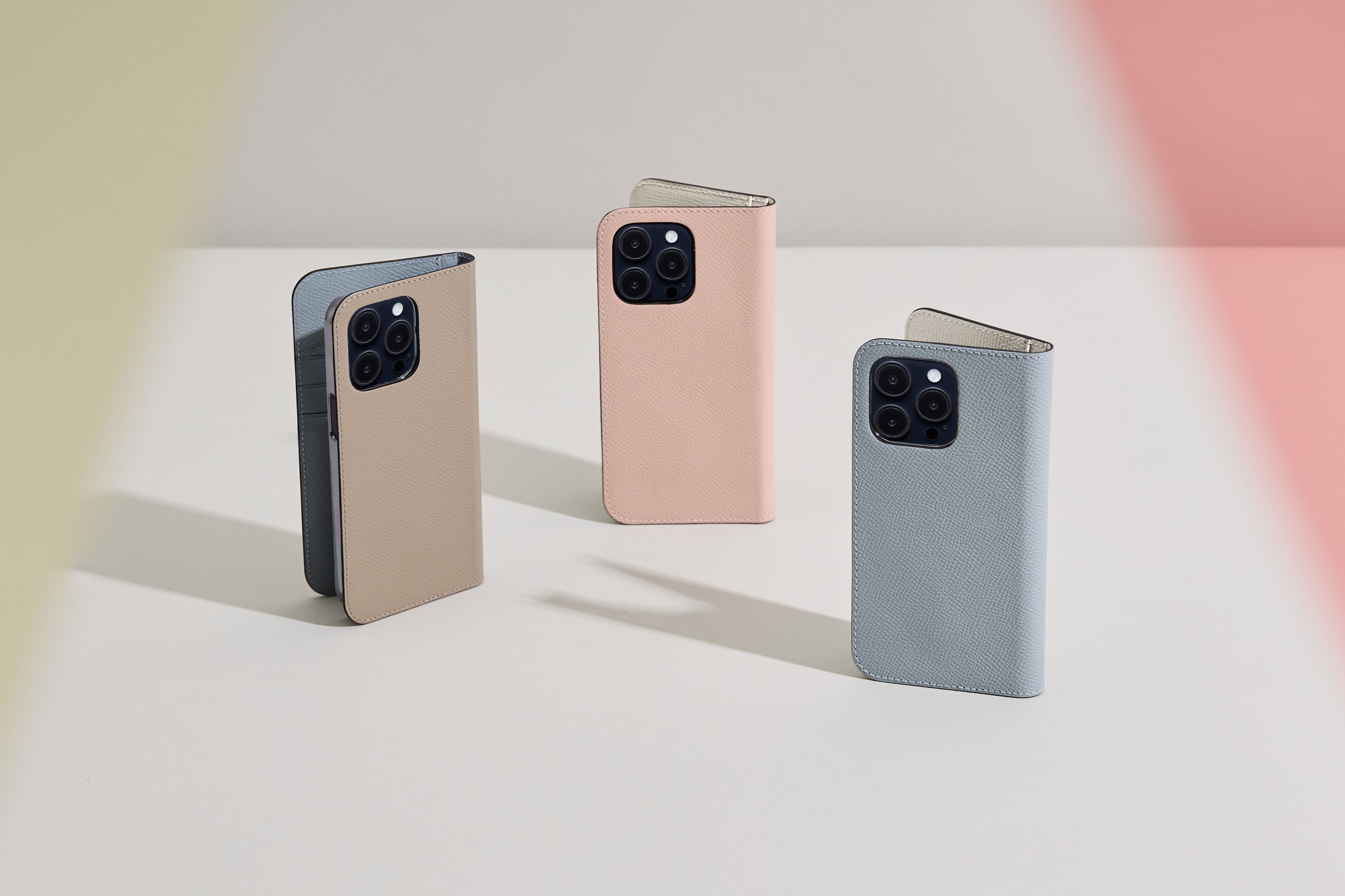 ≪BONAVENTURA≫iPhone 14シリーズ対応の ラグジュアリーな本革