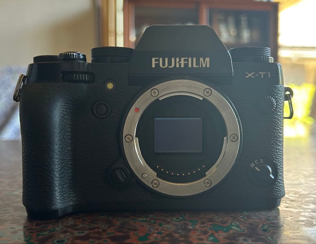 Fujifilm X-T1 ミラーレスカメラ X-T1 ミラーレス一眼カメラ [ボディ単体] 富士フイルム｜FUJIFILM 通販