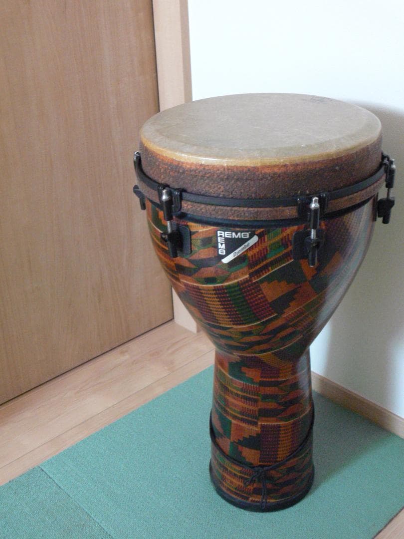 REMO Djembe ☆★軽量ファイバージャンベ　10インチ　専用レンチ付属★ Remo Mondo DJ-0012-PM 12