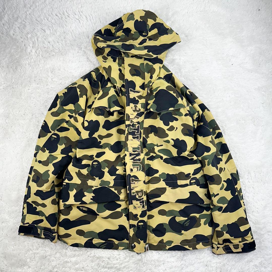 き*う様 ア ベイシング エイプ　1stサル迷彩柄 スノボジャケット 黄色　L き*う様 ア ベイシング エイプ 1stサル迷彩柄 スノボジャケット 黄色 L